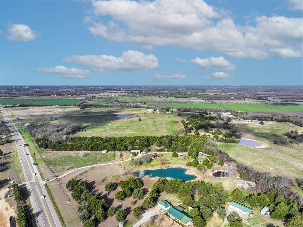 Trenton, TX 75490,10024 S State Highway 121