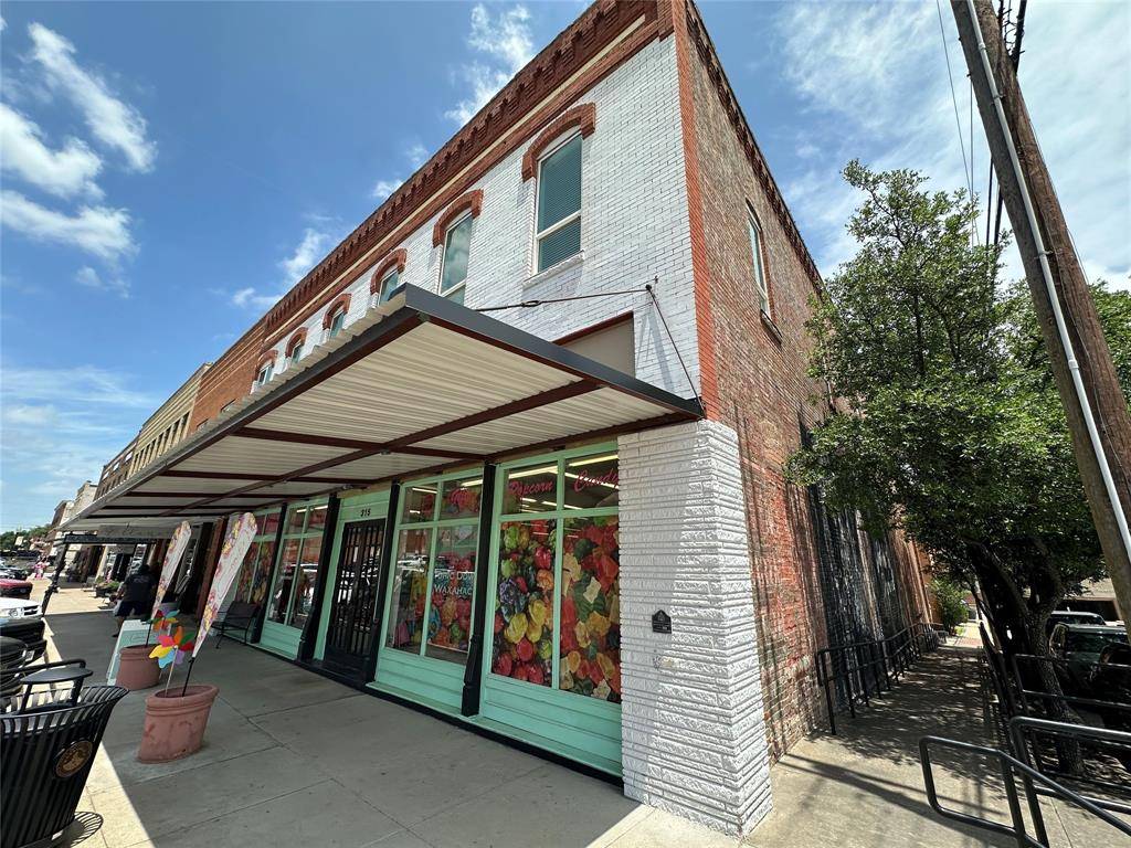 Waxahachie, TX 75165,315 S Rogers Street
