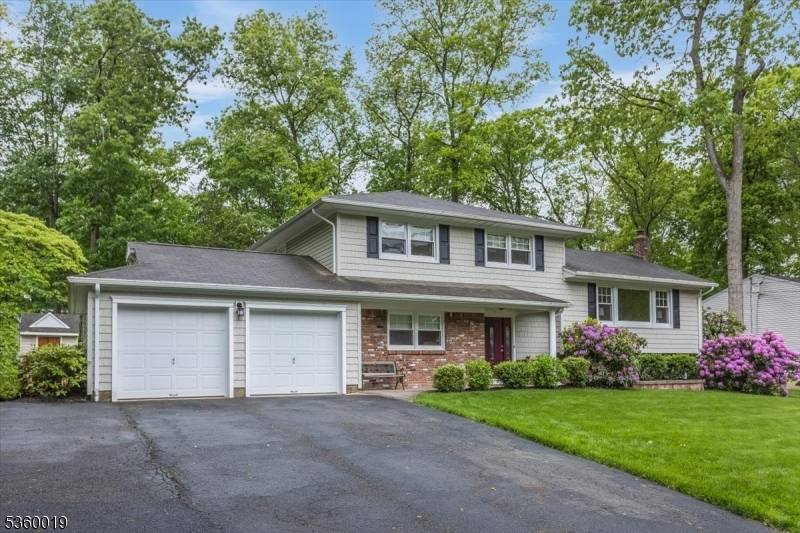 Roxbury Twp., NJ 07876,18 W Circuit Dr