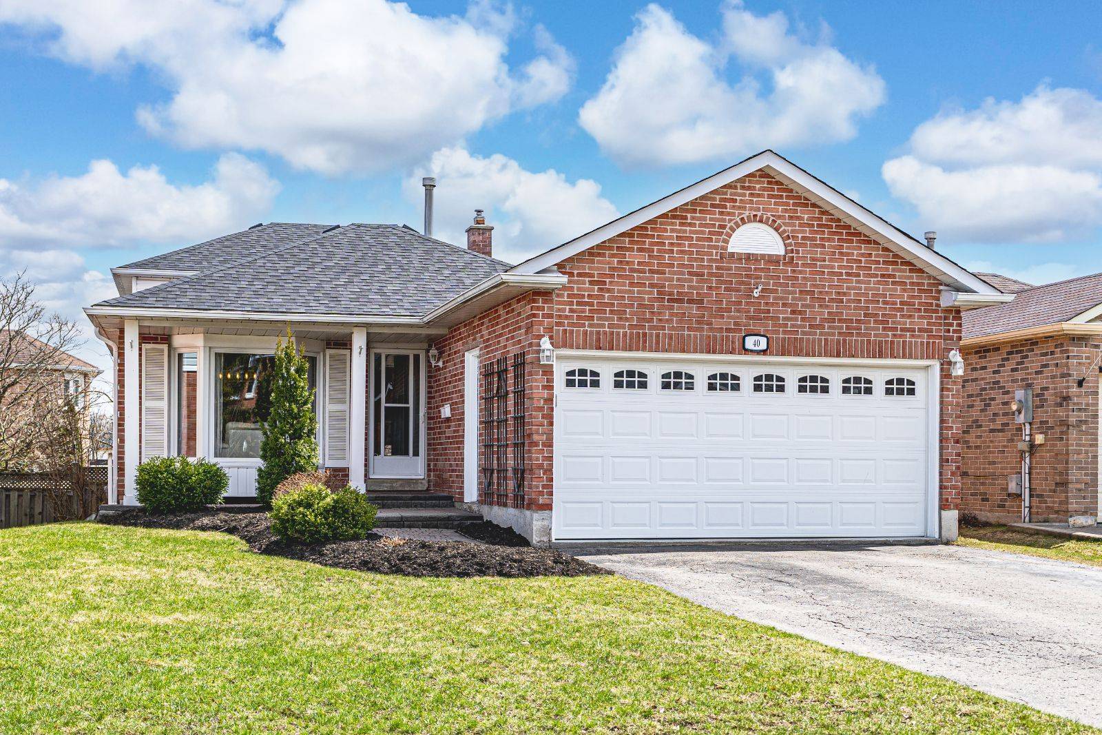 Barrie, ON L4N 6Z6,40 Grasett CRES