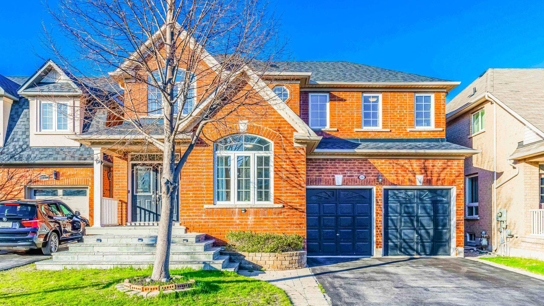 Oakville, ON L6M 5J4,2292 Blue Oak CIR