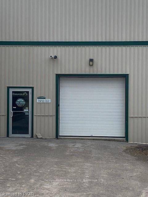 Peterborough Central, ON K9J 5R2,910 HIGH ST #14