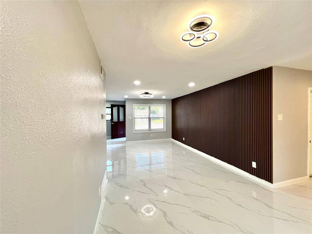 Irving, TX 75062,4009 Finley Road