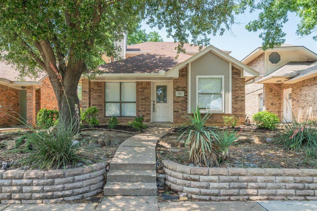 Lewisville, TX 75067,753 Burr Oak Drive