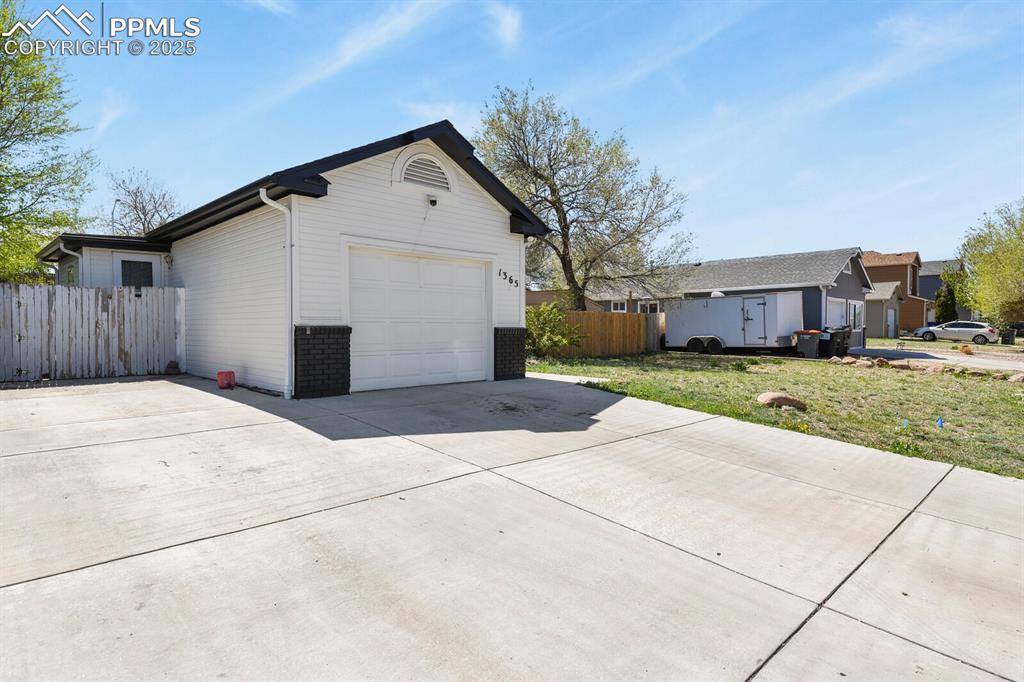 Colorado Springs, CO 80916,1365 Challenger AVE