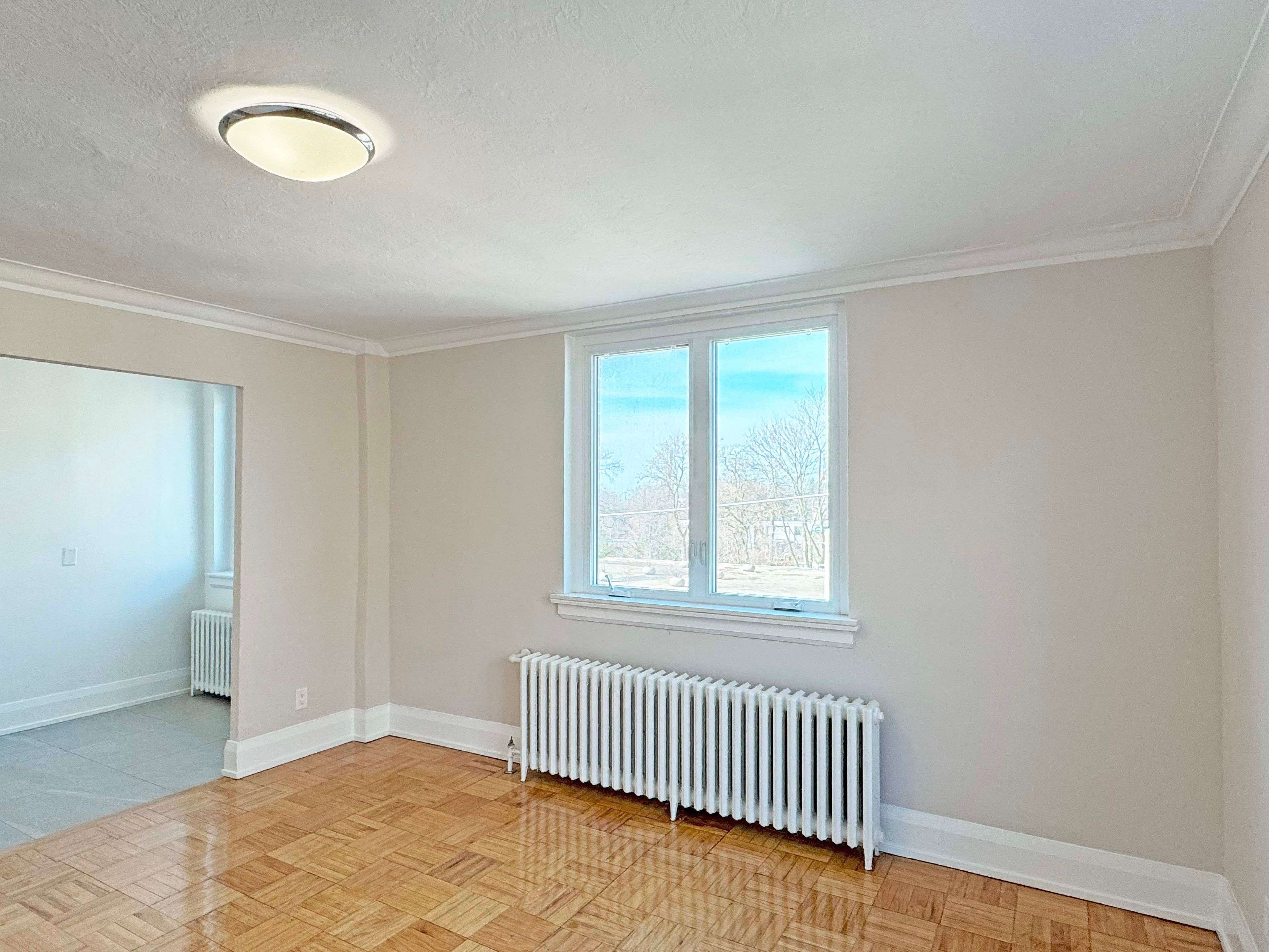 Toronto C02, ON M4V 2H5,396 Avenue RD #418