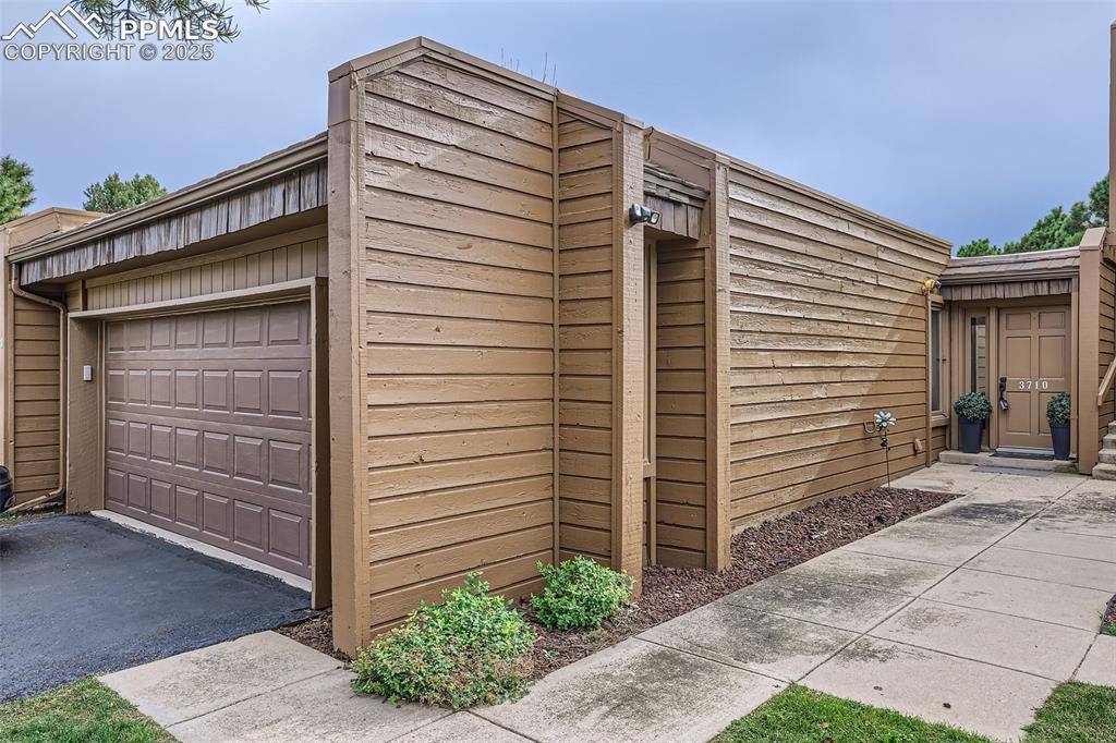 Colorado Springs, CO 80904,3710 Camels Ridge LN