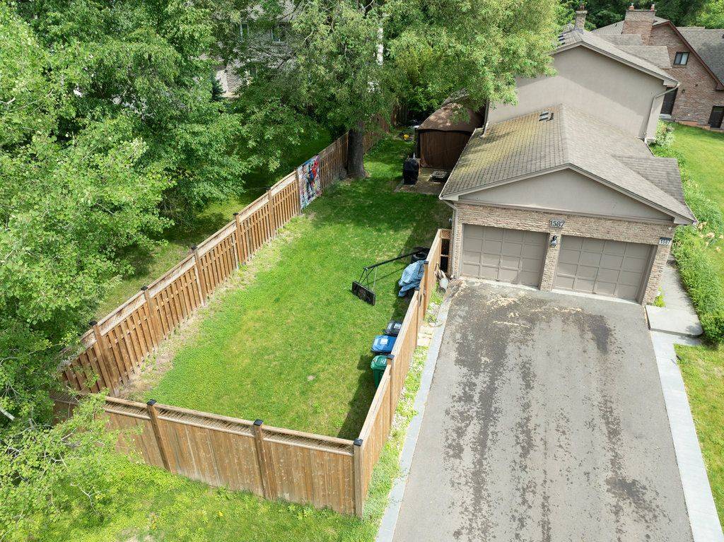 Mississauga, ON L5G 2V6,1587 Stavebank RD