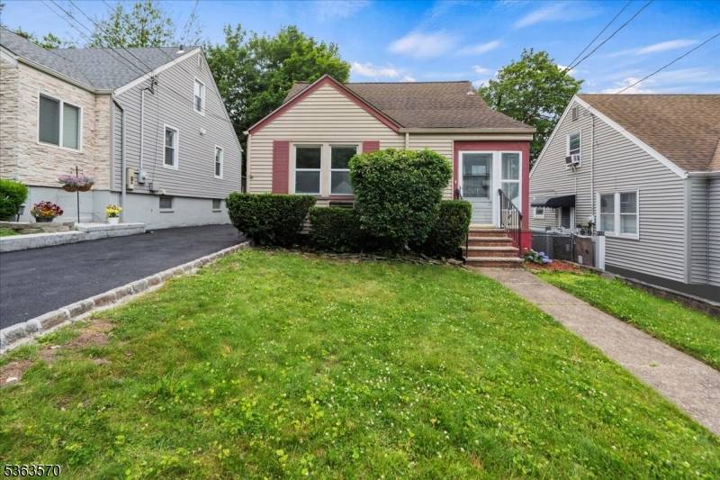 Bloomfield Twp., NJ 07003,82 Elston St