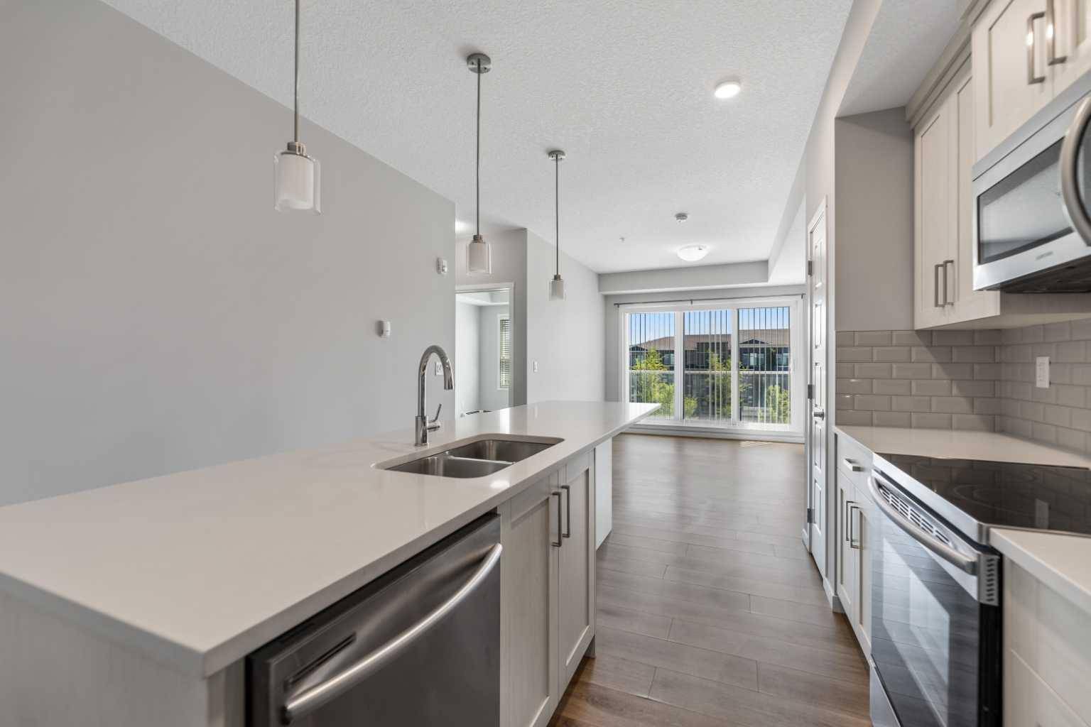 Calgary, AB T3M 3B7,4250 Seton DR SE #316