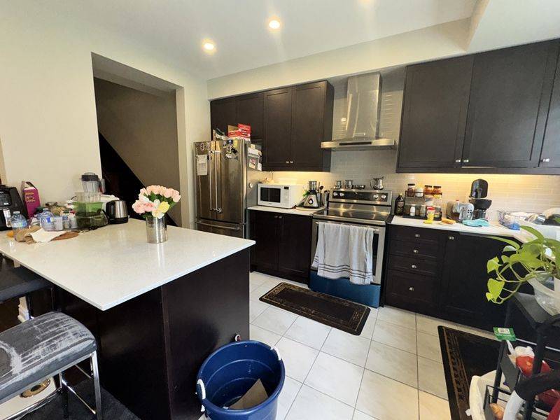 Springwater, ON L9X 2C9,91 Bearberry RD