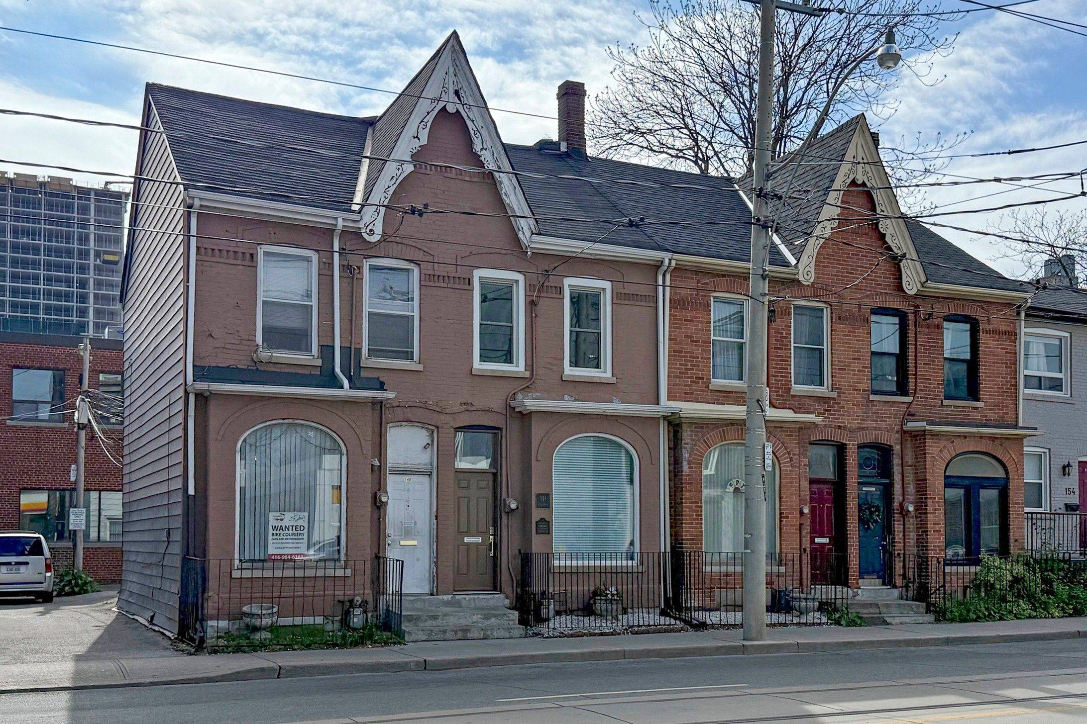 Toronto C08, ON M5A 2Z1,148 Parliament ST