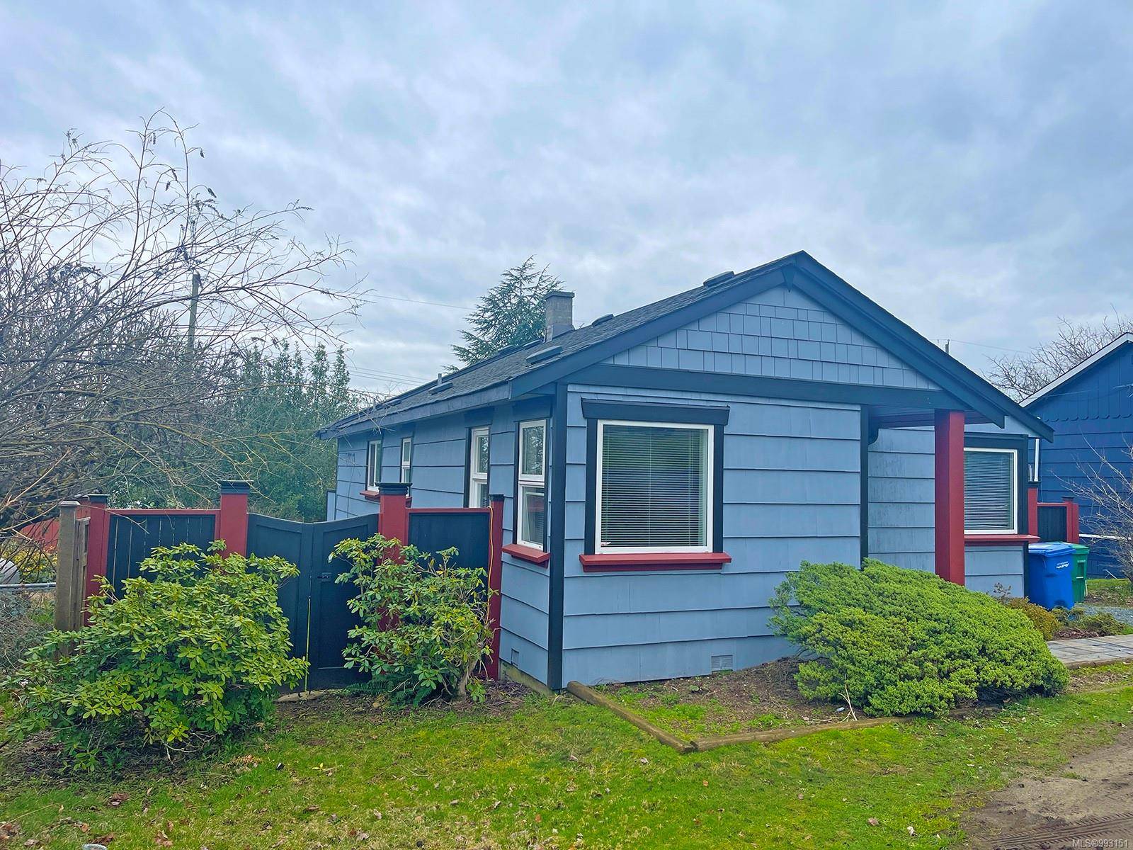 Nanaimo, BC V9R 3K9,474 Wakesiah Ave