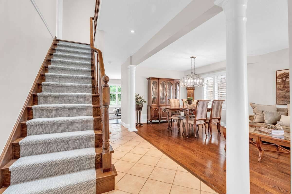 Guelph, ON N1L 1P3,53 Grey Oak DR