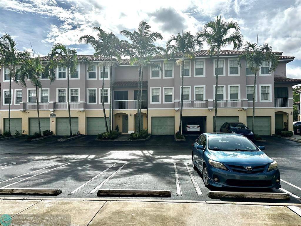 Coral Springs, FL 33067,6500 W Sample Rd #6500