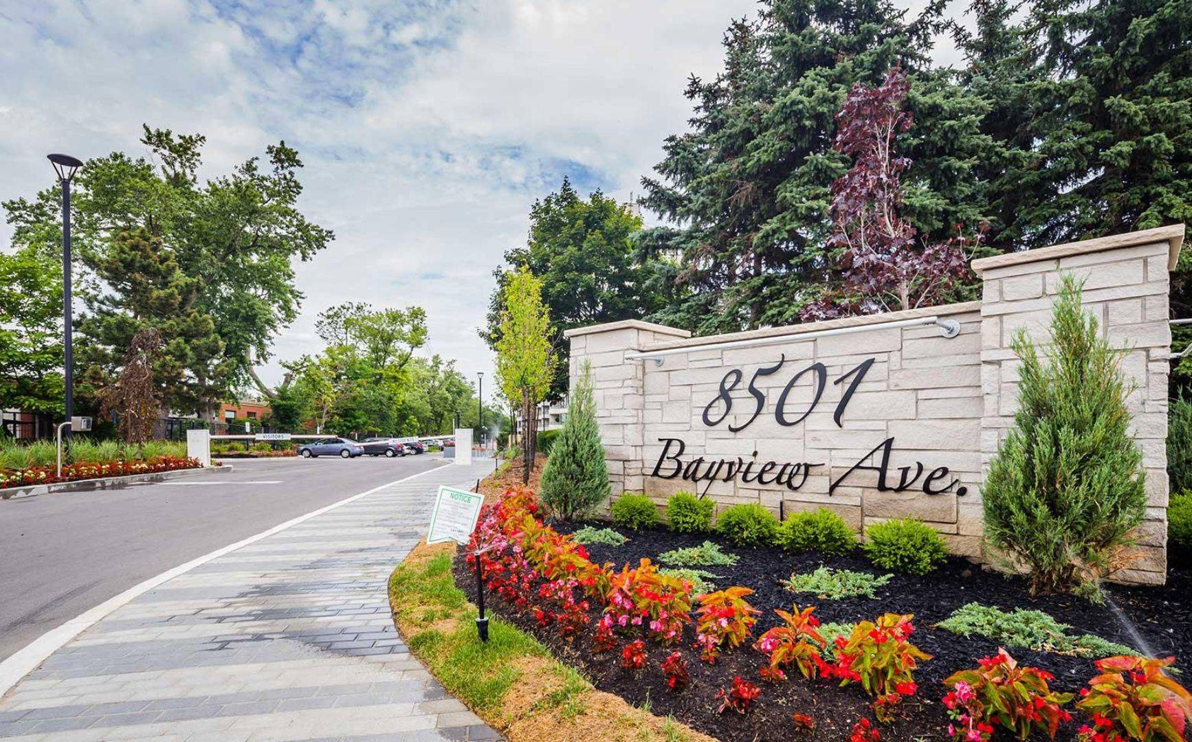 Richmond Hill, ON L4B 3J7,8501 Bayview AVE #508
