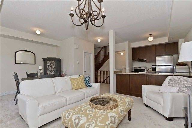Oakville, ON L6M 0S4,2435 Greenwich DR #9