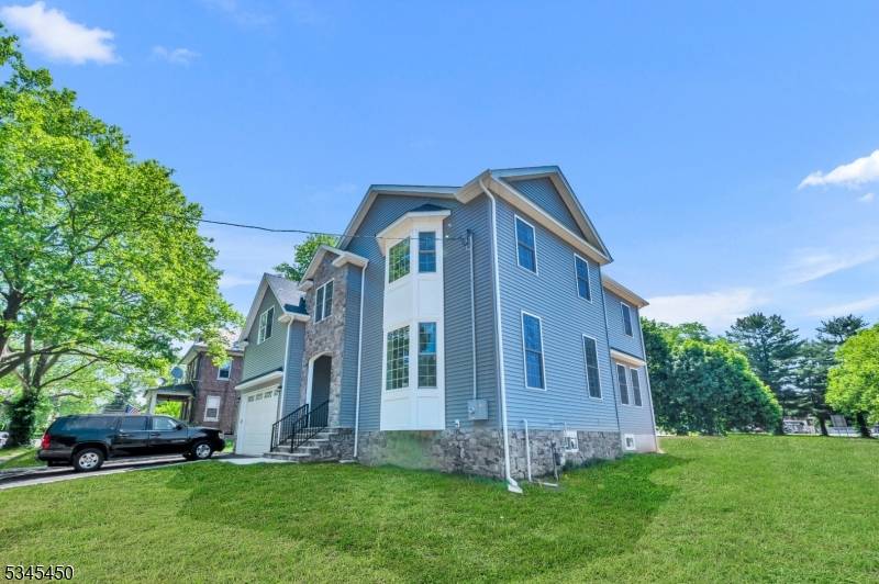 Phillipsburg Town, NJ 08865,210 Corliss Avenue