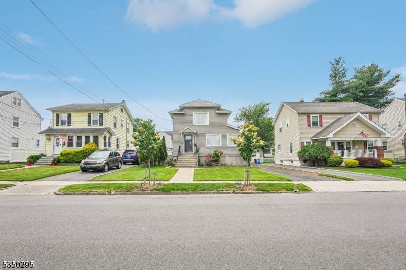 Hasbrouck Heights Boro, NJ 07604,238 Paterson Ave