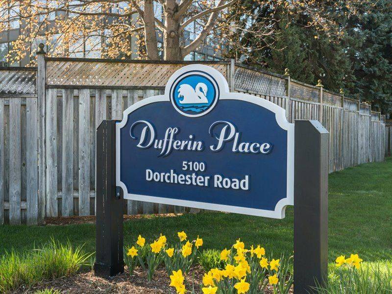 Niagara Falls, ON L2E 7H4,5100 Dorchester RD #807