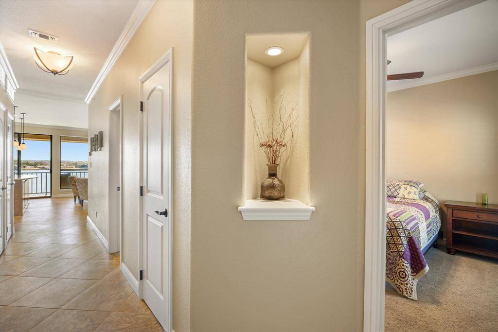 Granbury, TX 76048,401 E Pearl #2303
