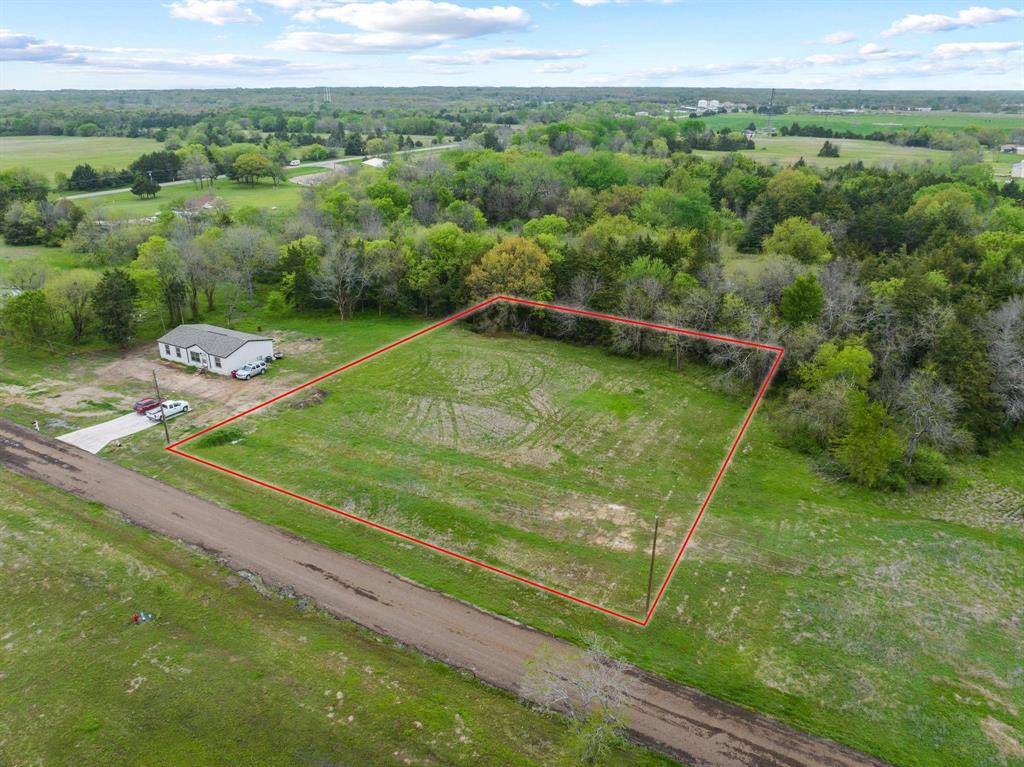 Bonham, TX 75418,333 Hemby Way