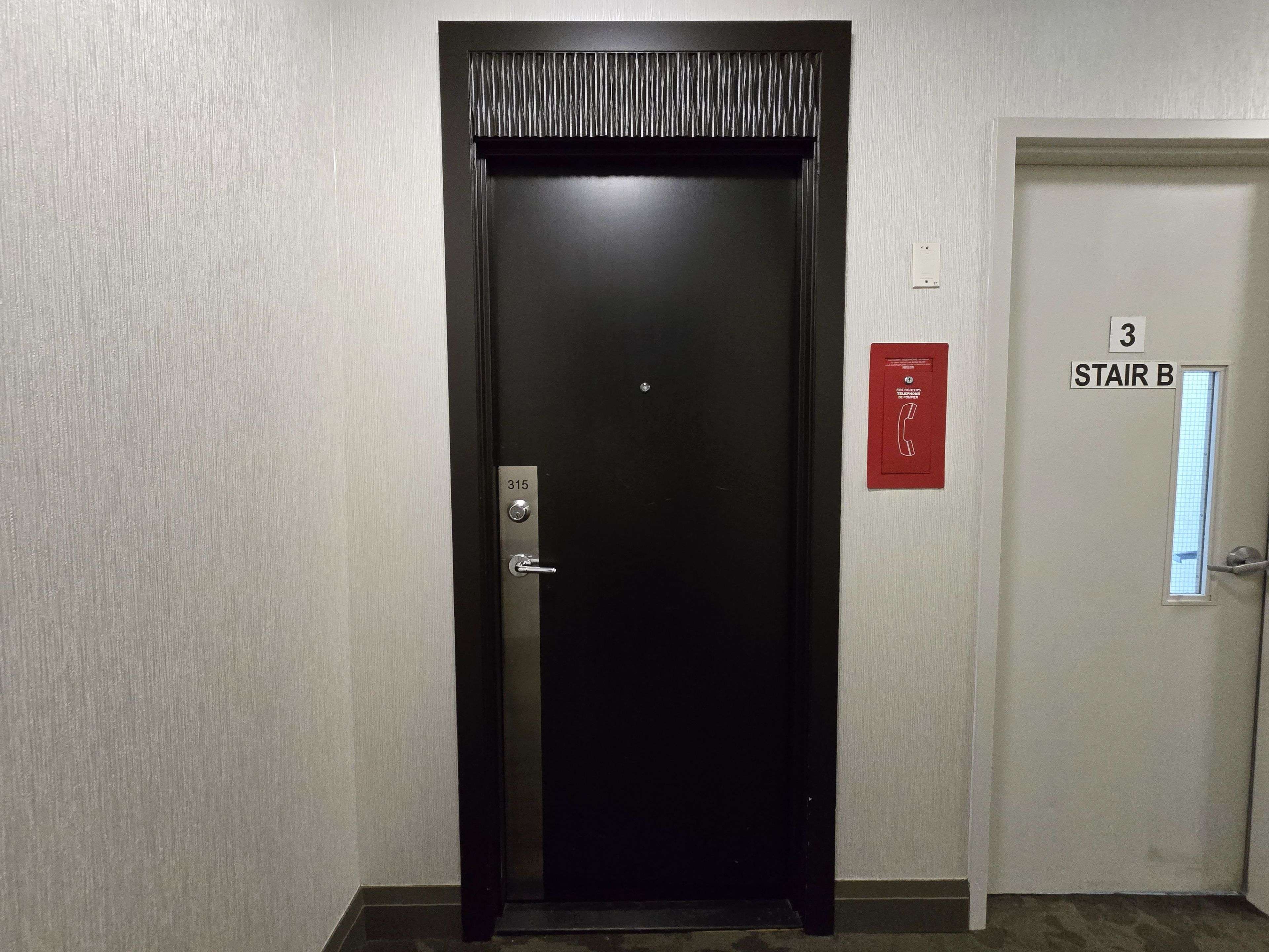 Mississauga, ON L5B 0C1,3515 Kariya DR #315