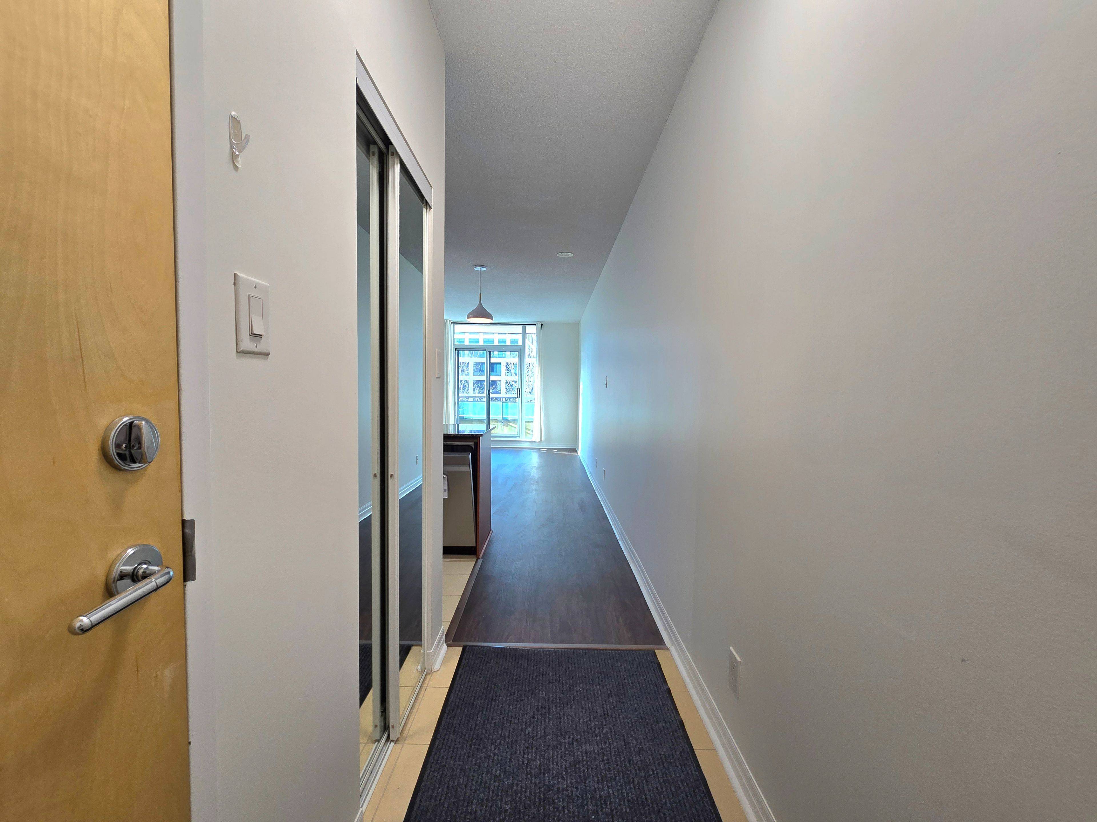 Mississauga, ON L5B 0C1,3515 Kariya DR #315