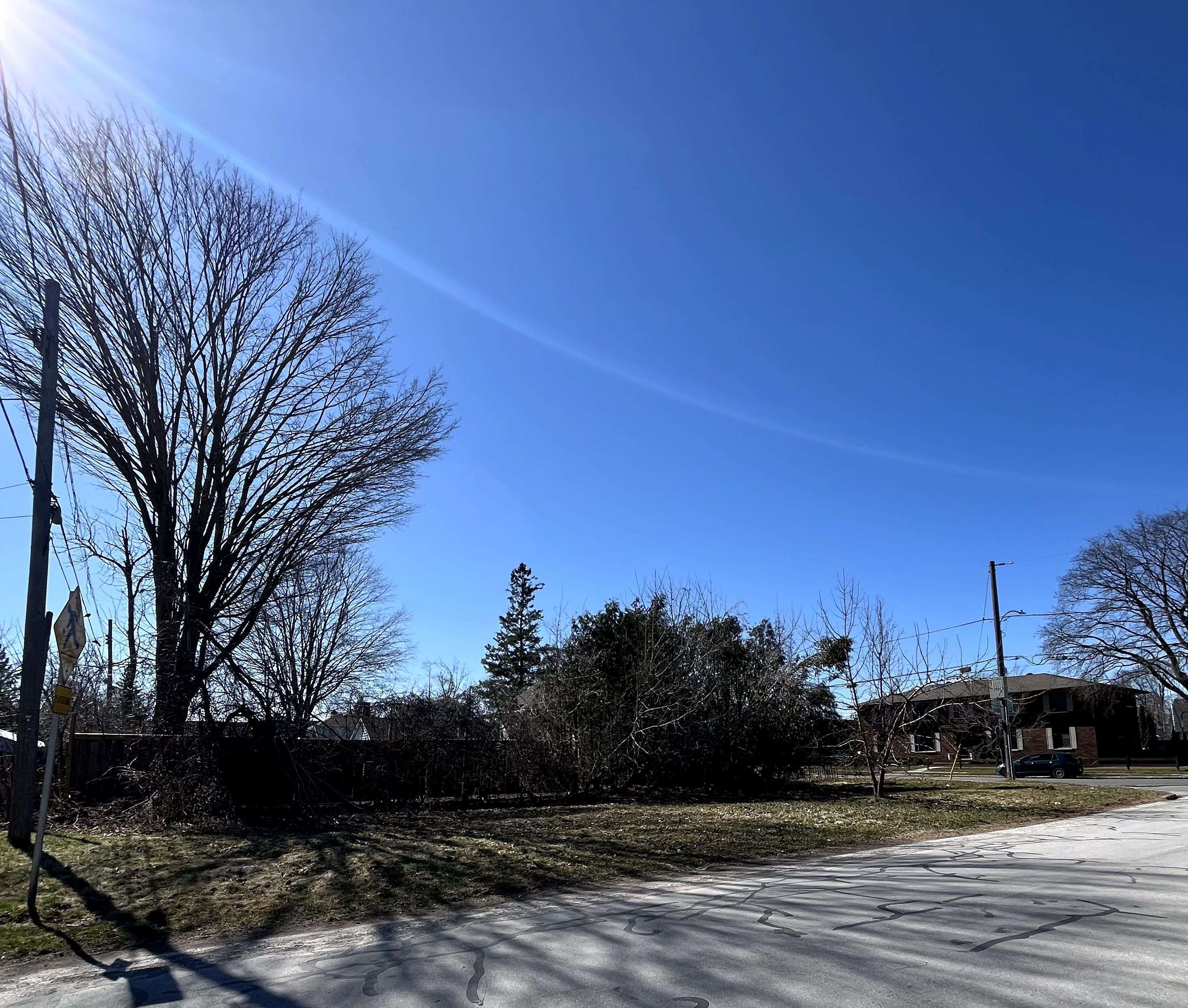 Peterborough South, ON K9J 1S3,509 KING GEORGE ST