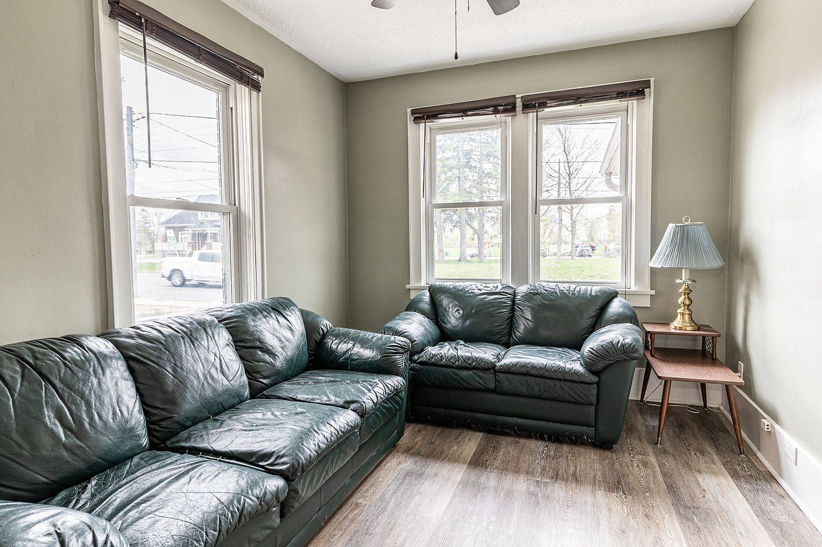 Peterborough East, ON K9H 1R1,160 Parkhill RD E