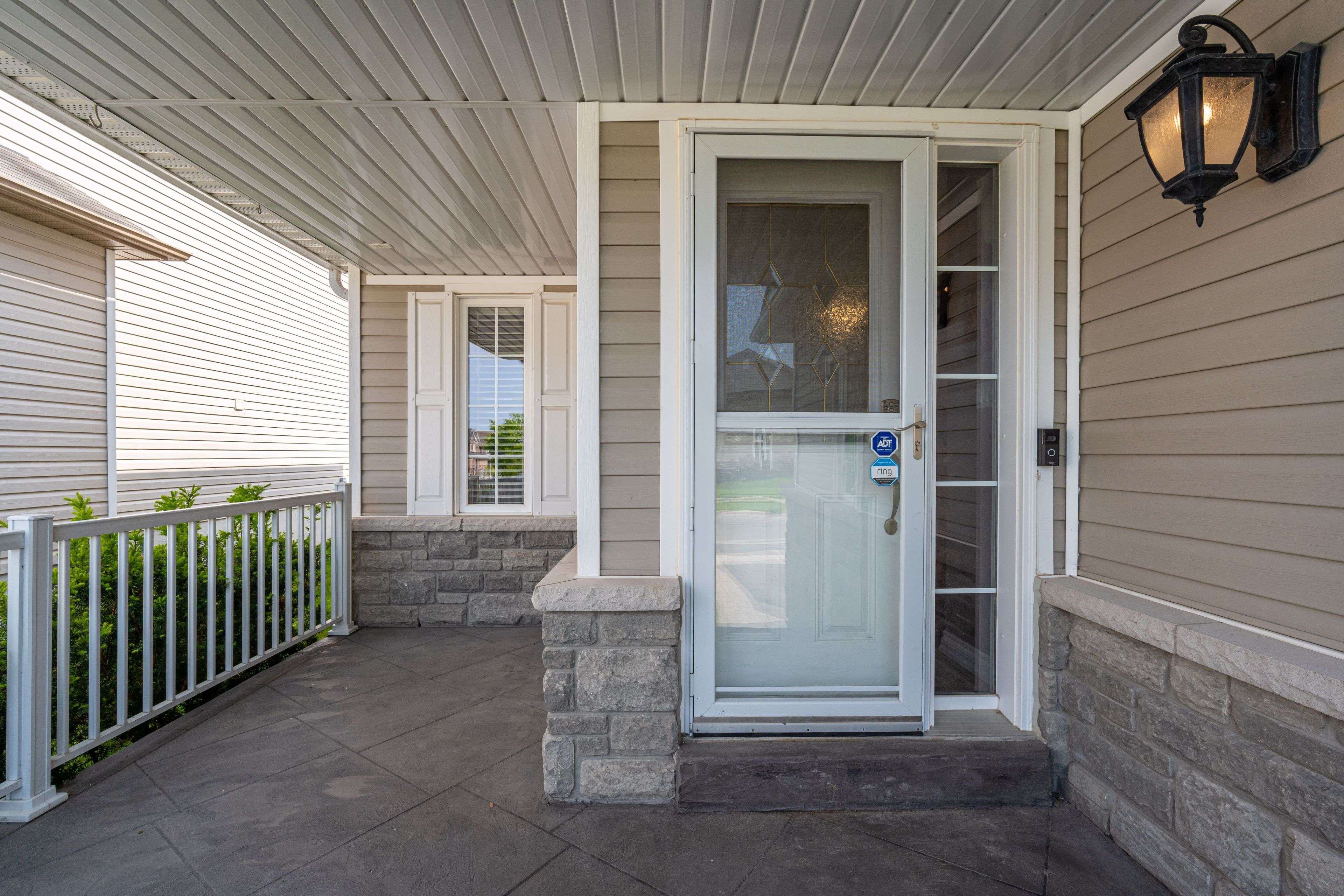 Peterborough West, ON K9K 0A9,696 Tully CRES