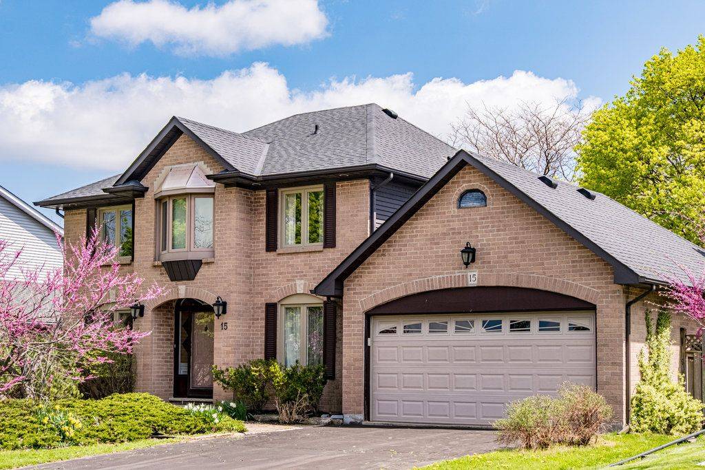 Hamilton, ON L9G 4S5,15 Onondaga DR