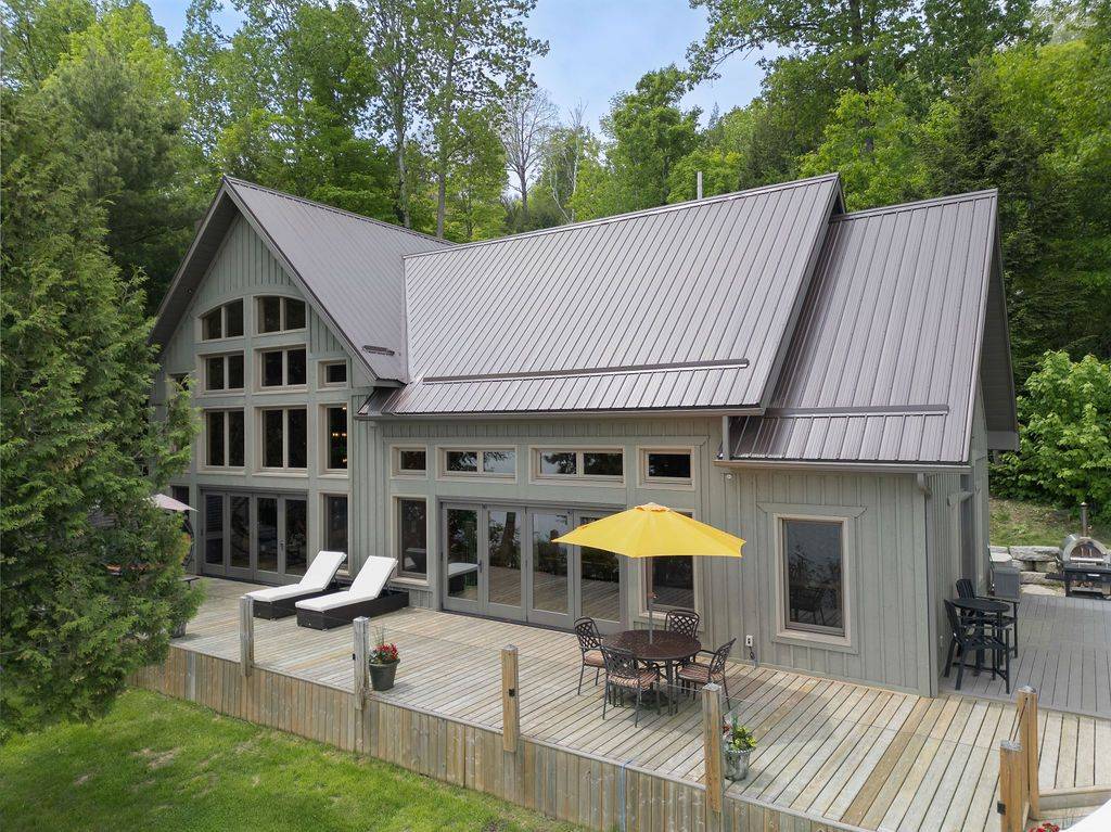 Hastings Highlands, ON K0L 2R0,1172A Papineau Lake RD