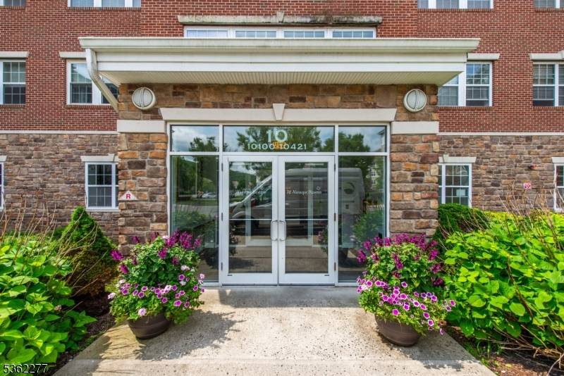 Wanaque Boro, NJ 07465,10315 Warrens Way