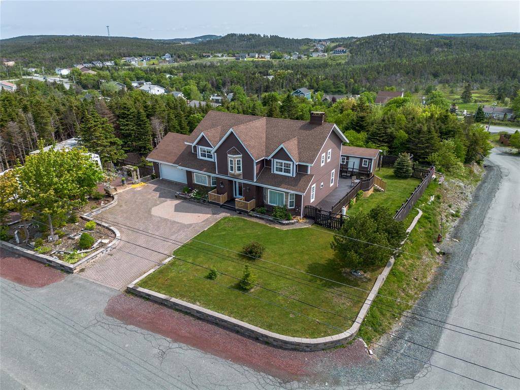 Paradise, NL A1L3L5,2 Hayes Avenue
