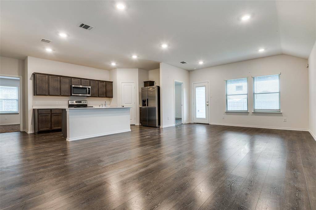 Lancaster, TX 75146,1937 Duskwood Drive