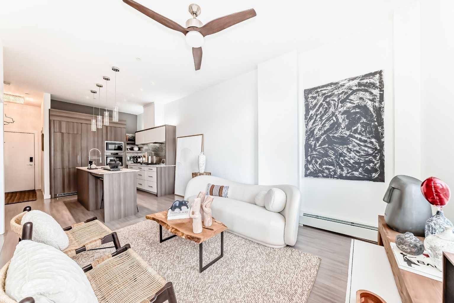 Calgary, AB T2N 2S7,119 19 ST NW #109