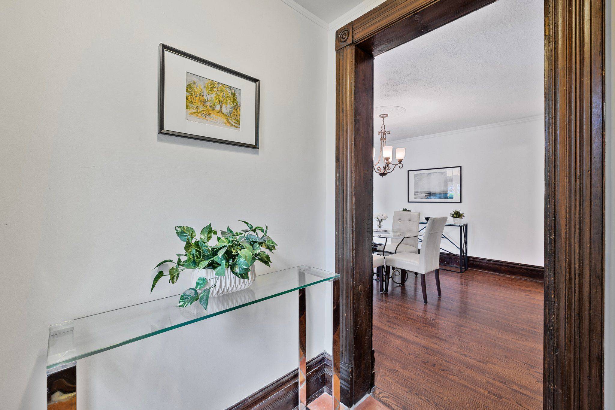Newmarket, ON L3Y 2A1,411 Millard AVE