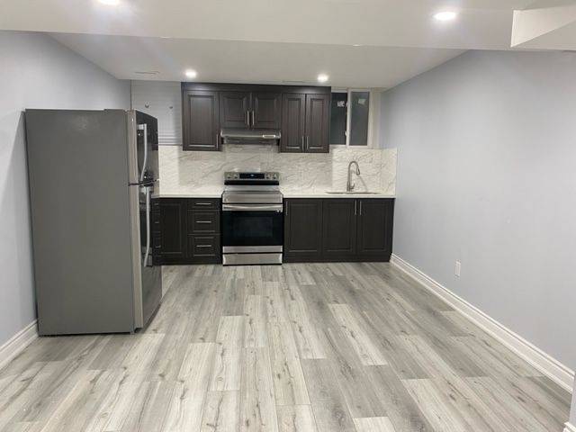 Brampton, ON L6X 5K5,18 Vezna CRES #Bsmt