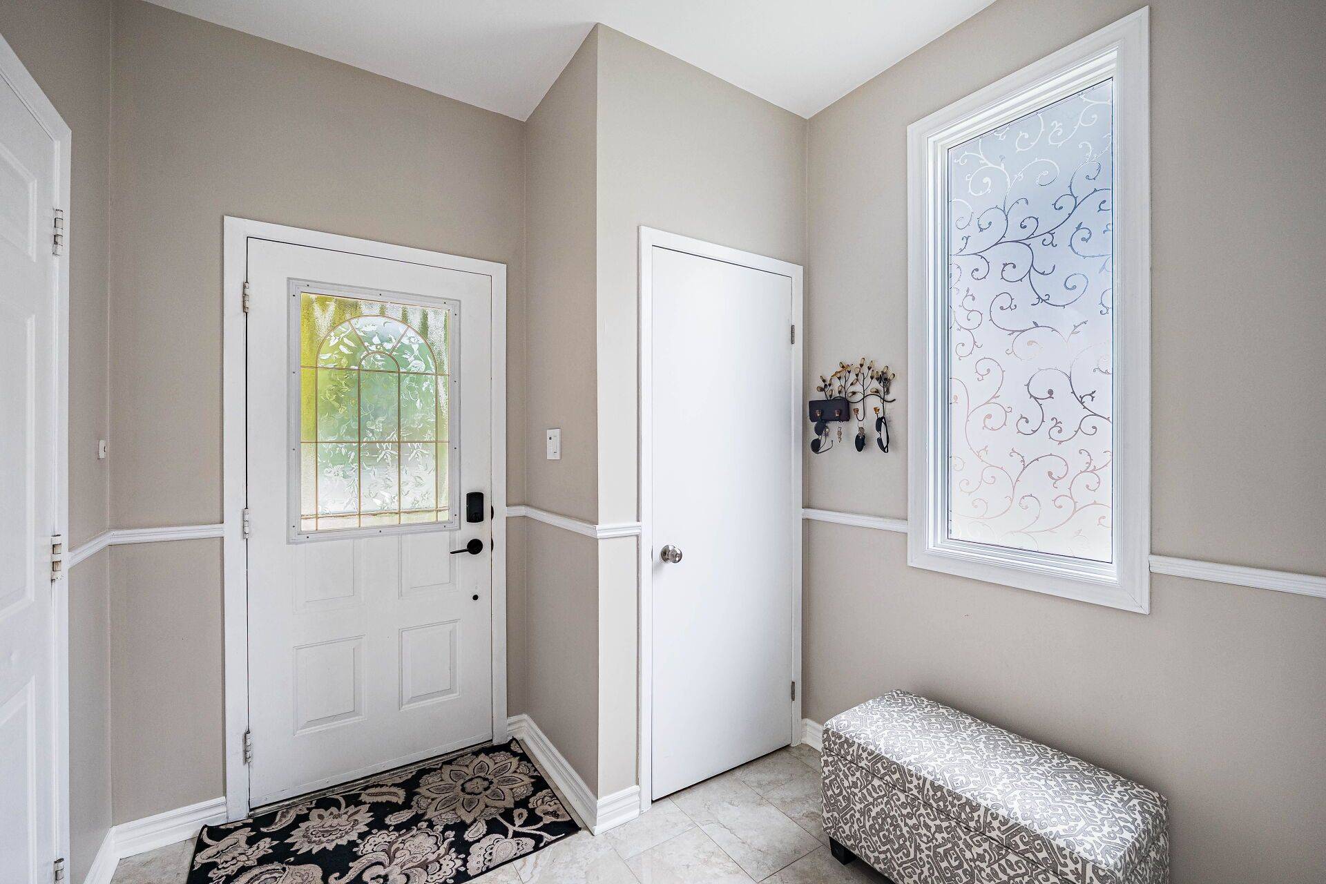 Oakville, ON L6H 3S9,2183 Munn's AVE