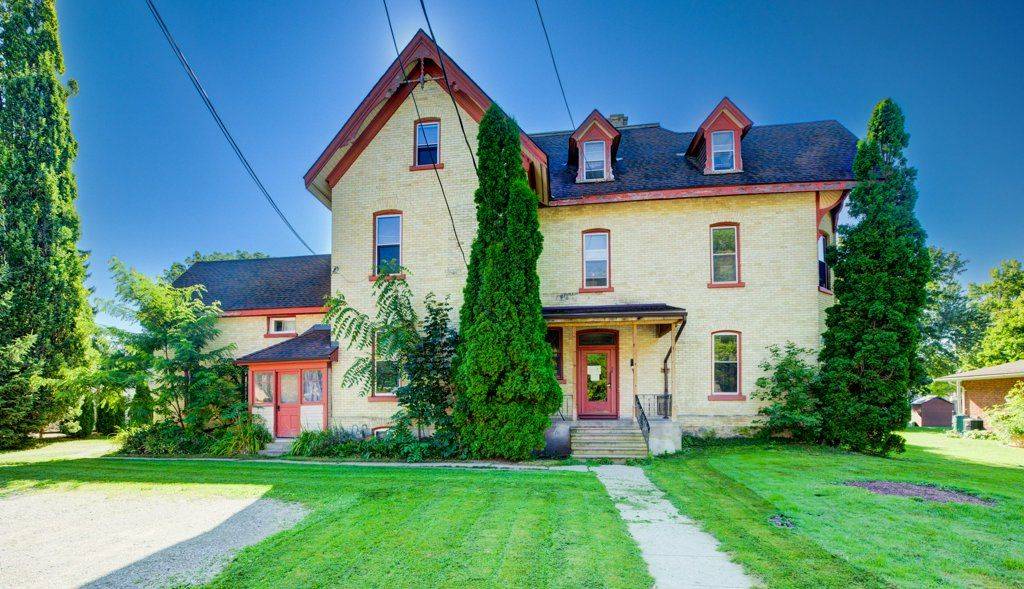 Huron East, ON N0K 1W0,28 WILSON ST