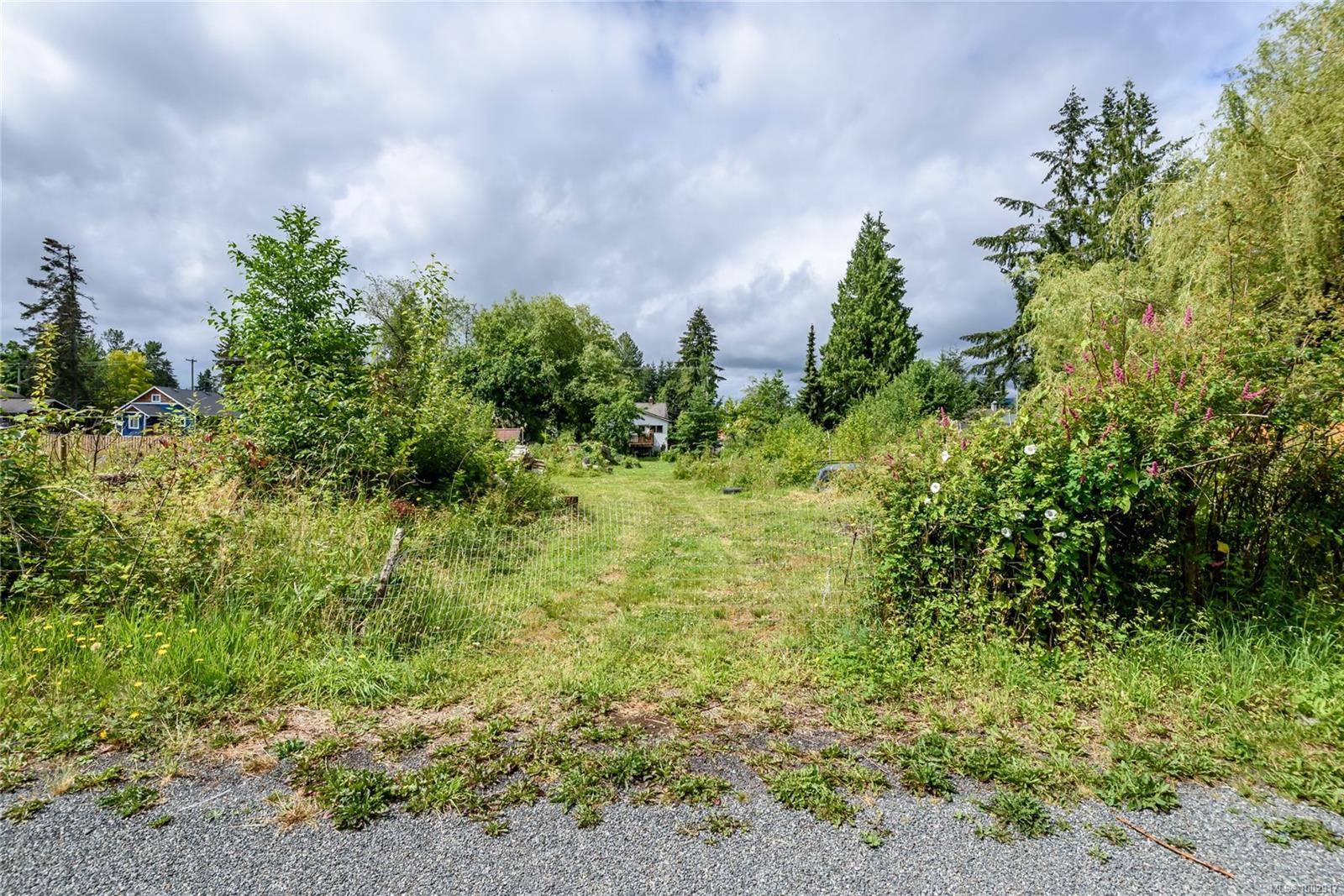 Courtenay, BC V9N 3M3,1530 Willemar Ave