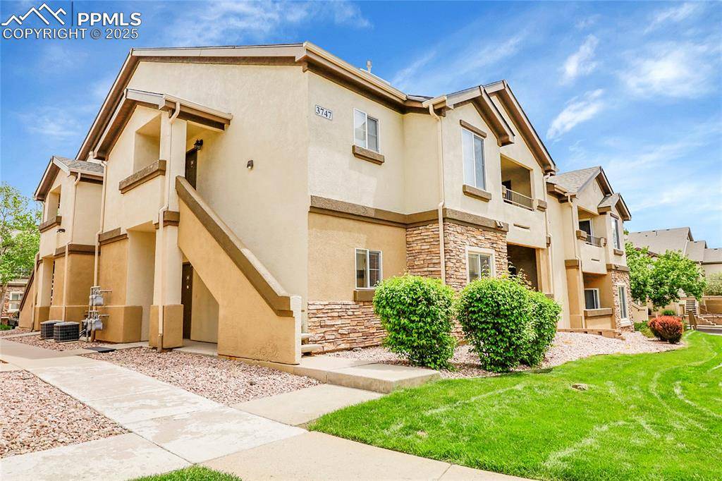 Colorado Springs, CO 80922,3747 Riviera GRV #103
