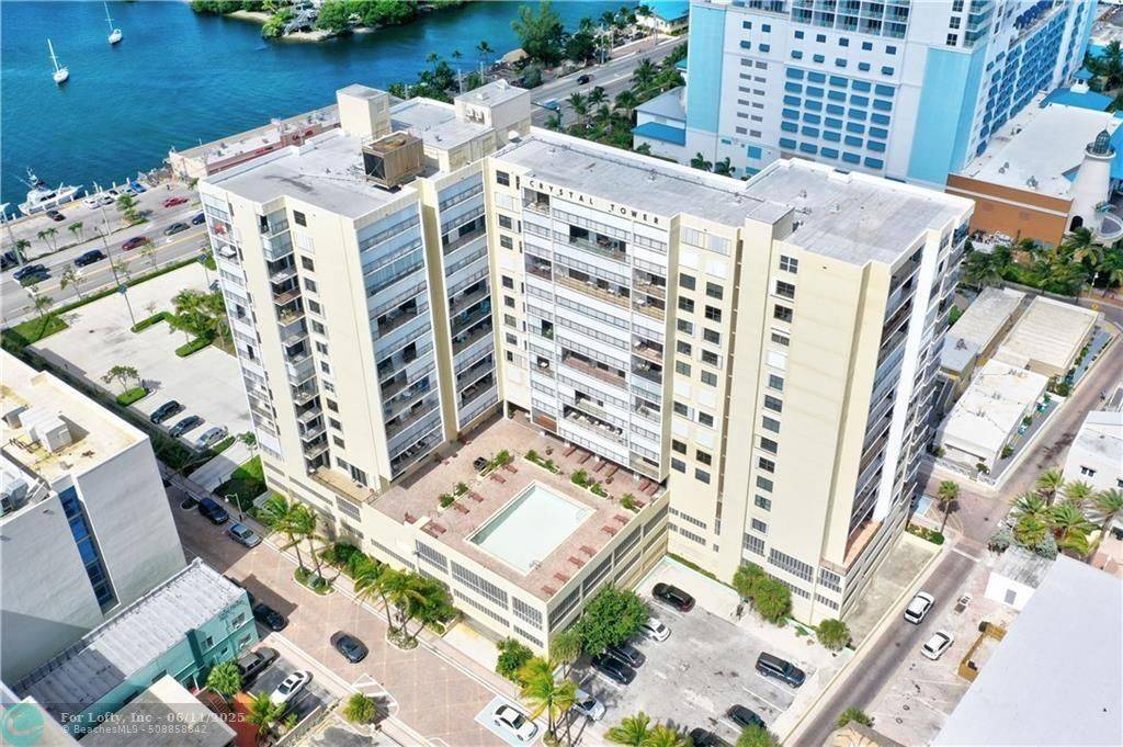 Hollywood, FL 33019,322 Buchanan St  #1408