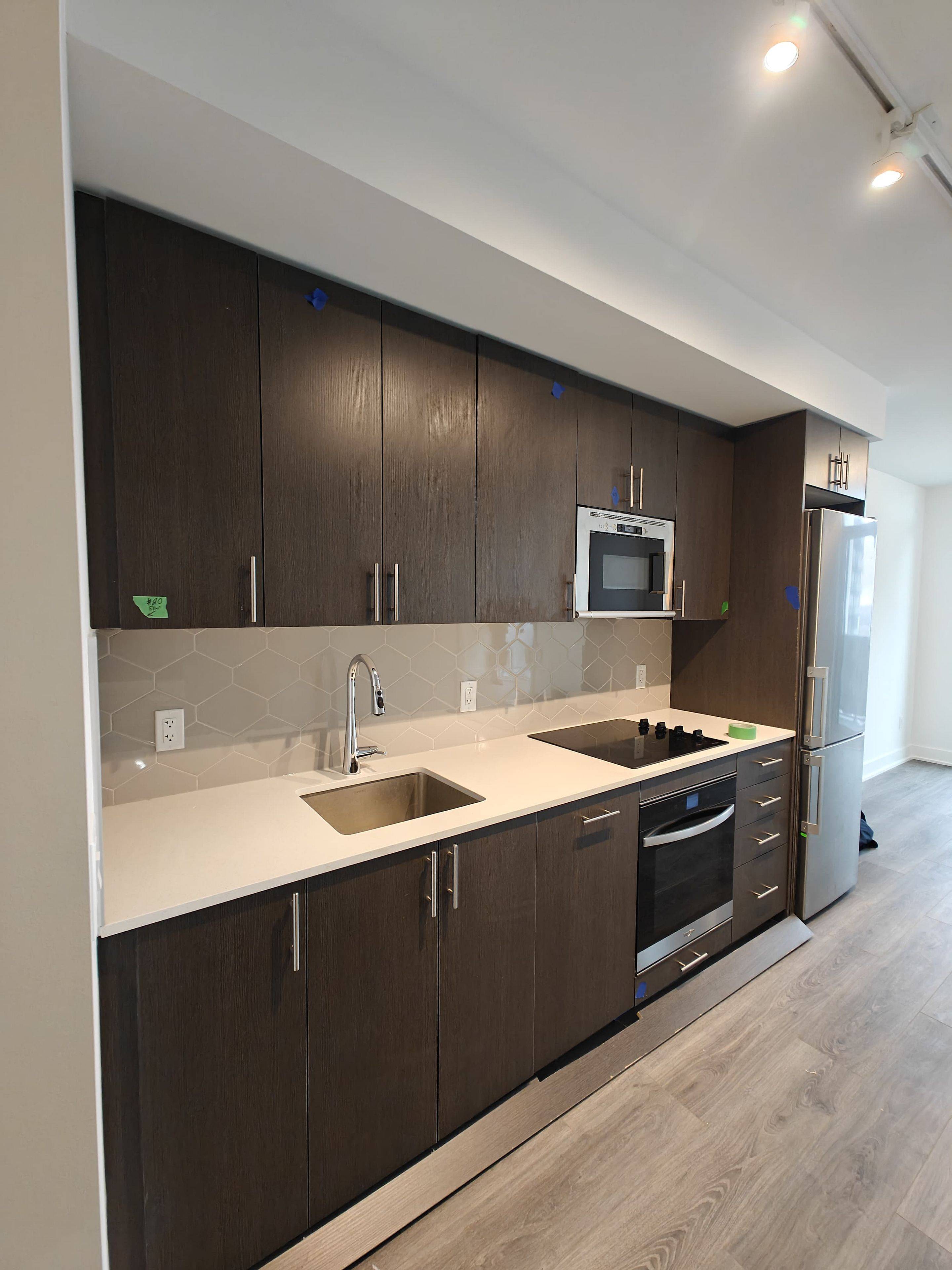 Oshawa, ON L1L 0W3,2545 Simcoe ST N #1911