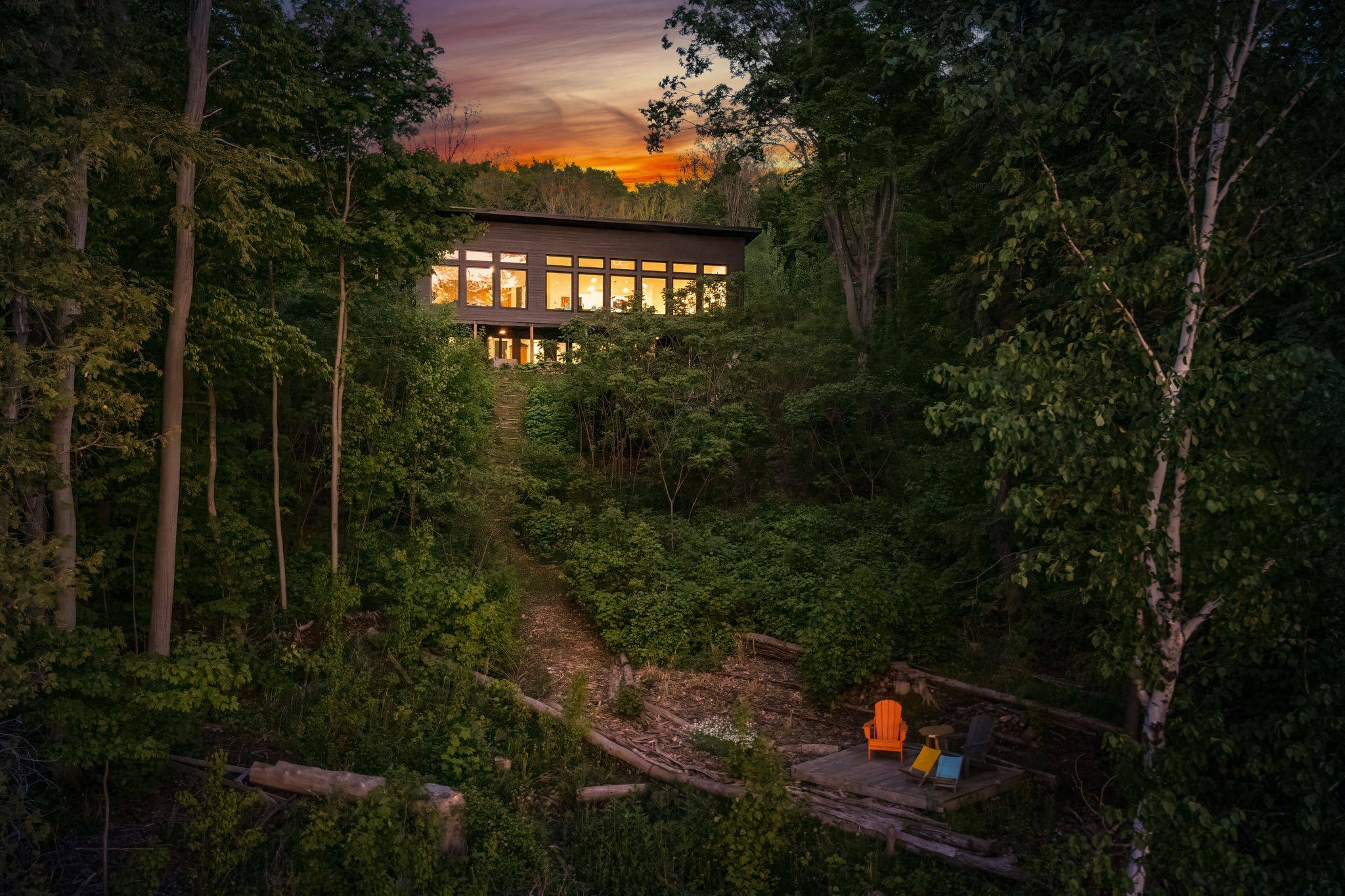 Prince Edward County, ON K0K 2T0,39 Hicks LN