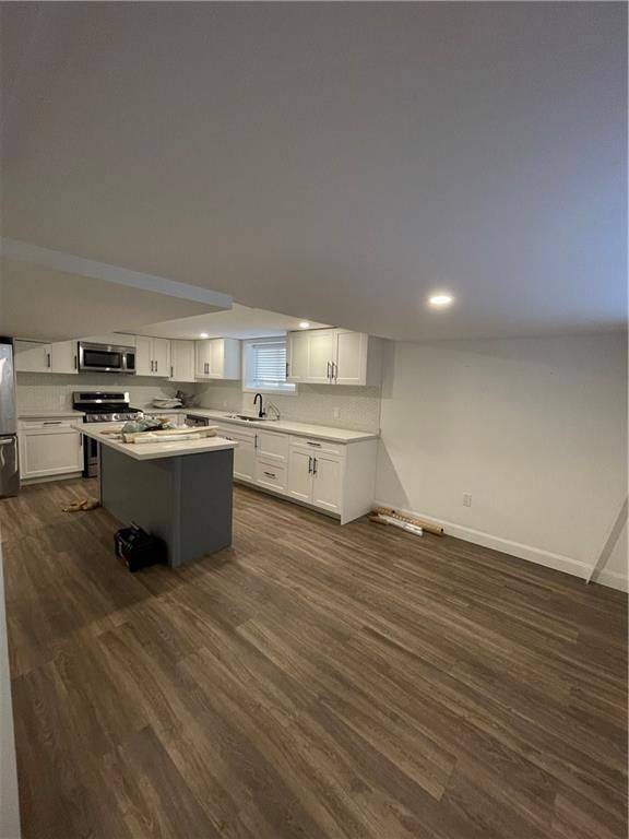 Hamilton, ON L9A 1K3,176 Queensdale AVE E #Lower
