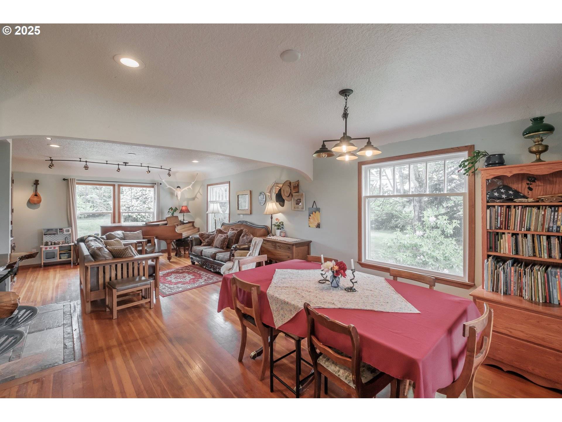 Lebanon, OR 97355,34965 BREWSTER RD