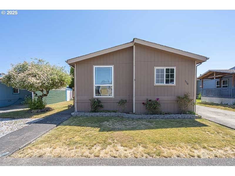 Aumsville, OR 97325,130 CARMEL DR #104