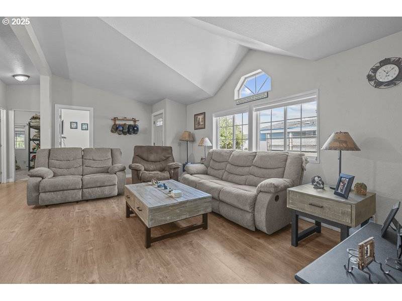 Aumsville, OR 97325,130 CARMEL DR #104